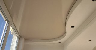 Натяжной потолок на балкон Астрахань, цена 6166 руб.